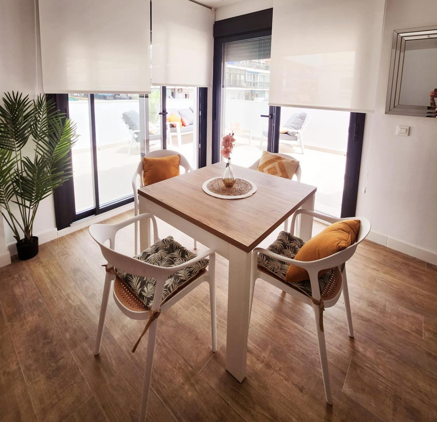 Novamar Apartamentos Fuengirola Dış mekan fotoğraf